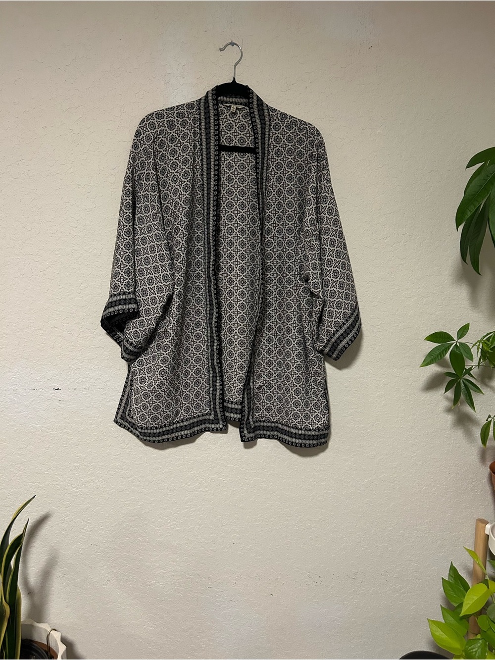 Max Studio Black & White Printed Open-Front Kimono Large Boho Open Front - Picture 2 of 7